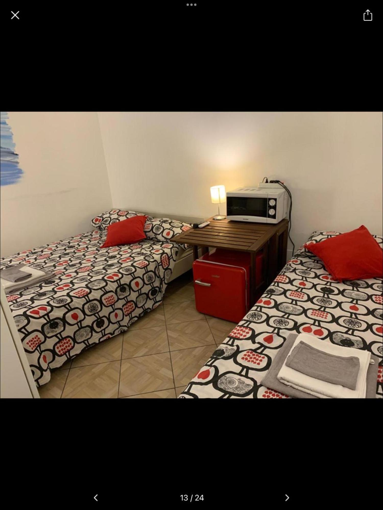 Backpackers House Bed & Breakfast โบโลญญา ภายนอก รูปภาพ
